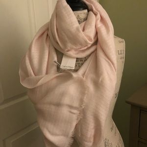 Calvin Klein soft pale pink/blush scarf. Rectangular in size wear as shawl/scarf